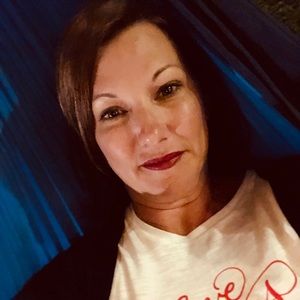 Meet your Posher, Jen